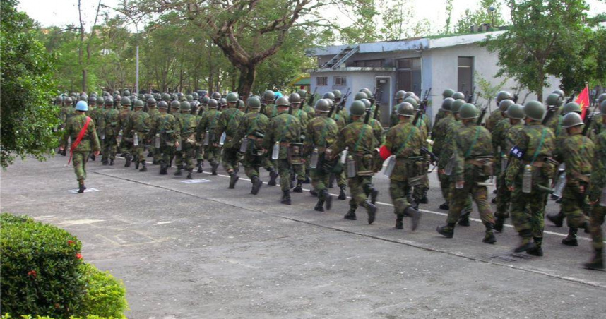 原訂今年7月7日補充兵429梯次及7月8日陸軍軍訓232梯次輸送入營及收訓，因颱風影響，均延後至7月9日辦理。（圖／內政部提供）