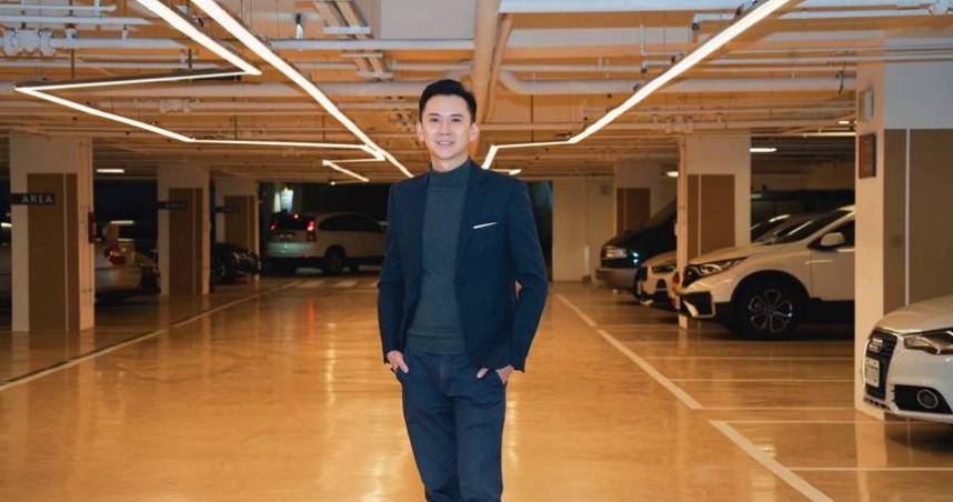 新竹縣竹北市長鄭朝方（圖）介紹，竹筍公園下方「公二停五」停車場提供翻新後459格汽車車位，歡迎各界多利用。（圖／翻攝自竹北市公所媒體群組）