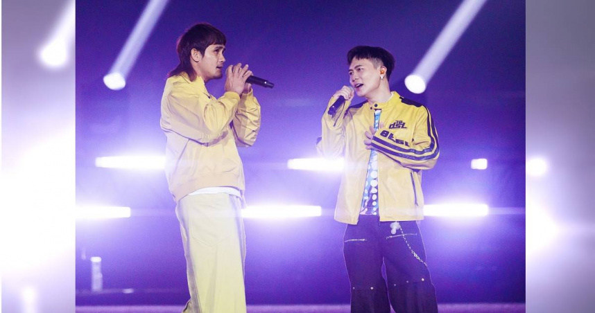 蕭秉治與張志豪深情對望掀起全場尖叫。（圖／相信音樂提供）