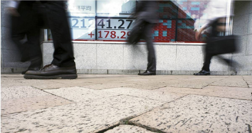 軟銀集團（SoftBank Group Corp）成為日經225指數（Nikkei 225）中跌幅最大的成分股之一，盤中一度下跌7.25%。（示意圖／達志／美聯社）