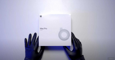 要價20900元!外國YouTuber傻眼開箱Mac Pro輪子