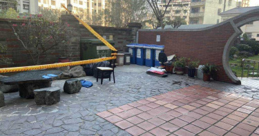 警方獲報後，現場拉起封鎖線採證；初步排除外力介入，全案由警方進一步調查釐清中。（圖／民眾提供）