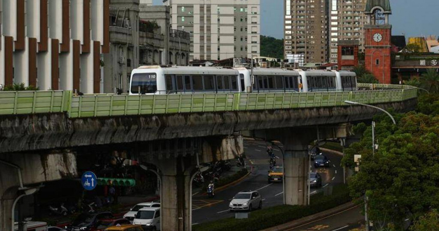 北捷文湖線因為大雨，列車一度停駛。（示意圖／報系資料照）