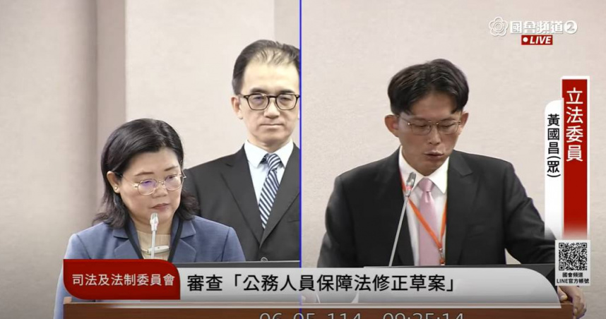 考試院秘書長劉建忻備詢中突暈倒。（圖／翻攝自國會頻道）