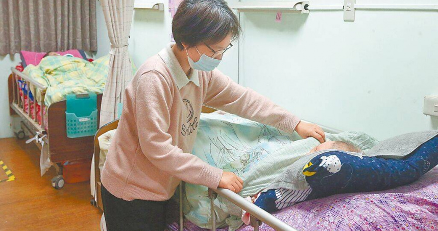 長照3.0明年上路，衛福部今日上午將於行政院會陳報「長照3.0規畫」。（圖／報系資料照）