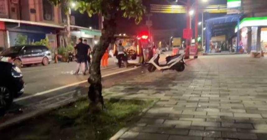 高雄梓官3打1狠砍螺絲起子教訓。（圖／翻攝畫面）