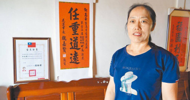 花蓮富里鄉學田村陸配村長鄧萬華，因國籍問題遭解職後提起訴願，經花蓮縣府訴願審議委員會決議撤銷原處分。（圖／本報資料照片）