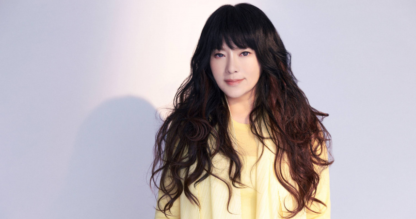 《啵me之我的青春住了鬼》唐綺陽開金口演唱電影主題曲〈等不到的等〉。（圖／風暴國際）