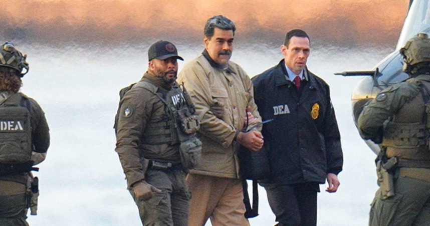 馬杜洛6日被押解至紐約法院受審。（圖／達志／美聯社）