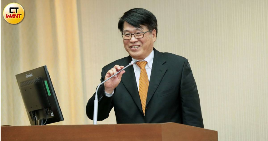 中選會主委被提名人游盈隆表示，公投跟選舉綁在一起立意甚佳，過去經驗也證明是沒有問題的。（圖／周志龍攝）