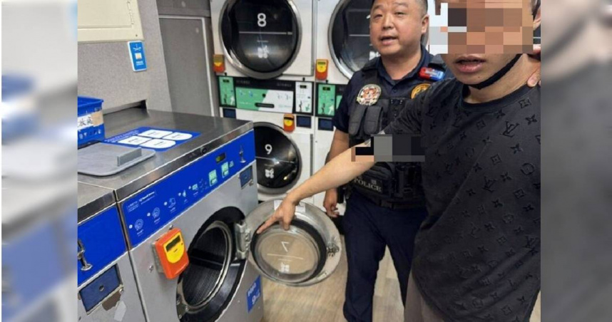 王、陳兩名毒蟲見警慌張丟包毒品，藏入洗衣機仍被高雄市警方查獲。（圖／林慶祥翻攝）