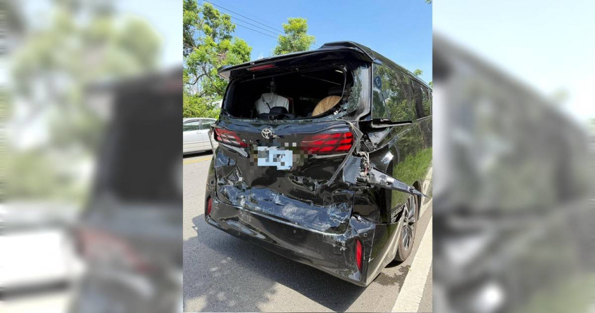 張麗善停等紅燈遭混凝土車追撞　轎車後擋風玻璃全碎