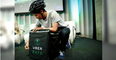 新制變相扣薪增工時? Uber Eats外送員串聯罷工
