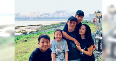 聶雲全台離島玩透透 頭大小孩輪流上廁所