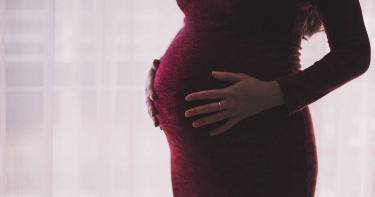結紮尪想生兒...妻和已婚鄰居「借精生子」!連生3女兒他拒撫養