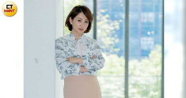 郁方嫁豪門隔七年再接戲 談好友何如芸:可以做自己