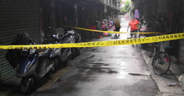 工人淋雨修繕鐵皮屋頂 打滑墜樓頭顱變形死亡