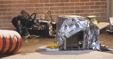 冷氣機「8樓墜下」砸死推車內2歲女童!媽目睹崩潰尖叫…