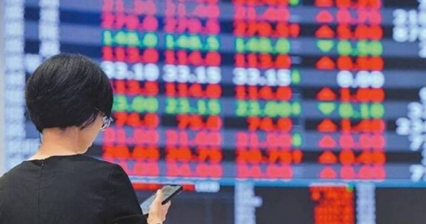 台北股市19未受美股激勵，開盤下跌76.67點、來到23589.44點。 （圖／報系資料照）