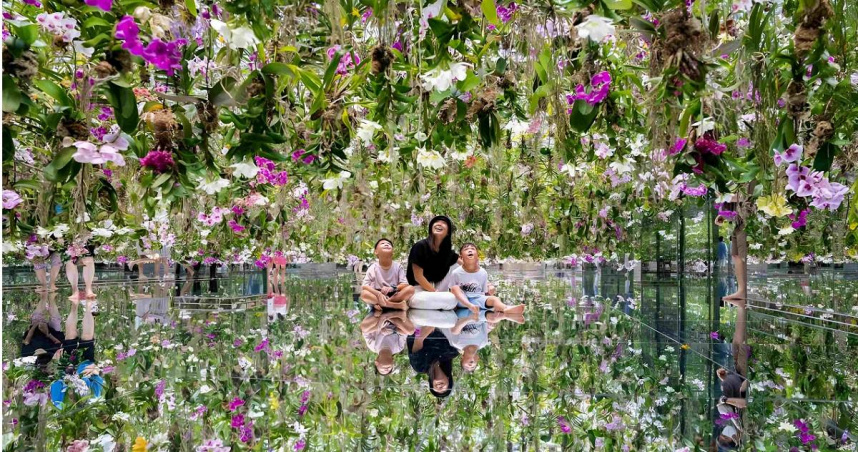 Klook推出東京豐洲teamLab等人氣票券買1送1。（圖／Klook提供）