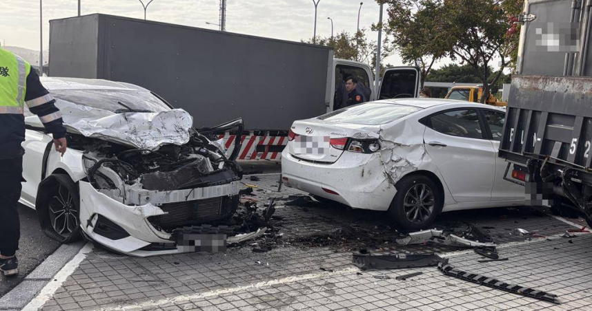 國道1號楊梅休息站又撞了！28日下午2時許，23歲陳男駕車行經該路段時，因不明原因衝撞休息站前分隔島，並波及停於休息站內的5輛車，1名在車上休息的52歲謝姓貨車駕駛頭部受到撞擊，意識清楚送醫；而肇事的陳男、24歲石姓乘客也因頭部、身上多處擦挫傷送醫，3人皆意識清楚。（圖／報系資料照）