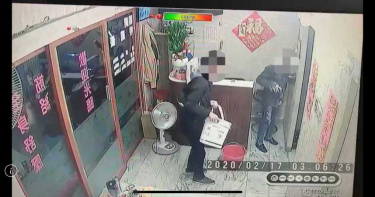 差28歲父女戀無果 男子潑汽油洩恨少女哀嚎慘成焦屍