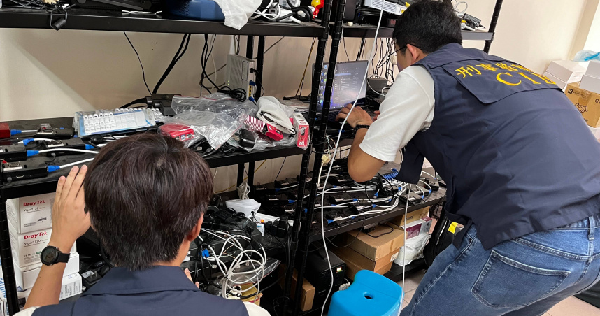 刑事局日前發現新興詐騙話術，誤設微信升級不解扣年費，循線逮獲二類電信業者勾結詐團。（圖／翻攝畫面）