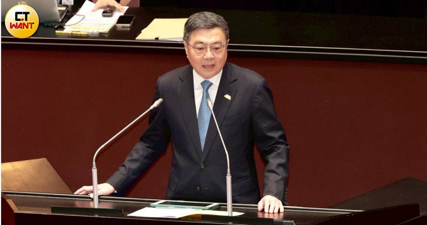 卓榮泰表示，「這就是一個私人的活動，日方也說過了，沒有見過什麼必須要見的人，但是本身這是一個意義，我覺得這個意義遠超過用金錢來衡量」。（圖／黃耀徵攝）