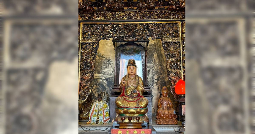 「觀世音菩薩」道教稱為「慈航真人」或「慈航道人」；一貫道稱為「南海古佛」；靈山派奉為「五母」之一。（圖／楊登嵙提供）