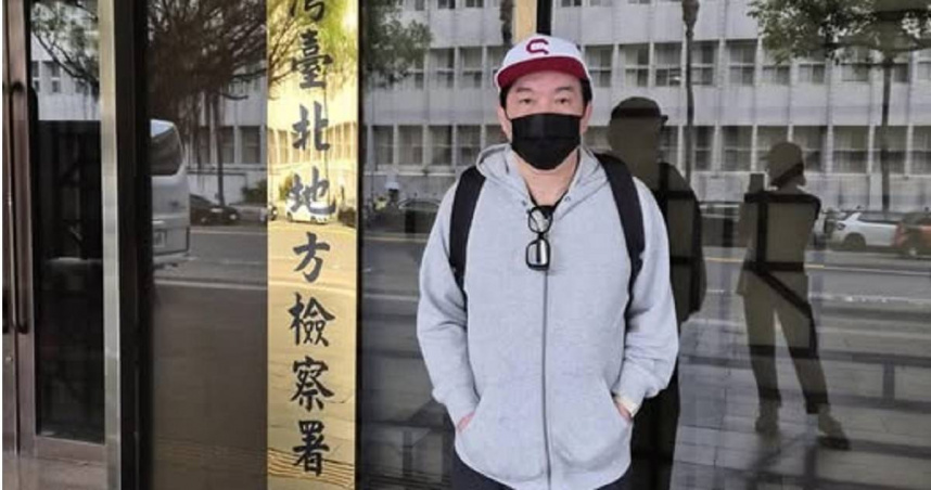 康康現身北檢引粉絲關心　出庭無奈嘆「反省自己」