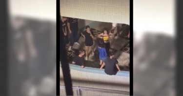 14歲少女遭「立正聽訓」 眾人輪甩30巴掌