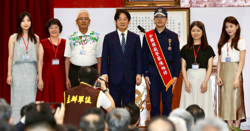 全國各地28位警察獲頒全國模範警察。(圖／方萬民攝)