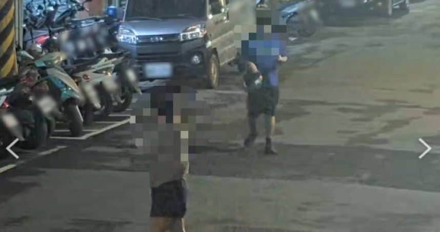 南港日前發生一起安全帽遭竊案，28歲劉男因貪圖一時方便，竟偷走了價值2500元的安全帽。（圖／翻攝畫面）