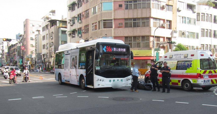 警方初步確認夏男違規闖紅燈與未禮讓行人，依《道路交通管理處罰條例》規定，最高可處11400元罰鍰，已依法開單舉發。（圖／警方提供）