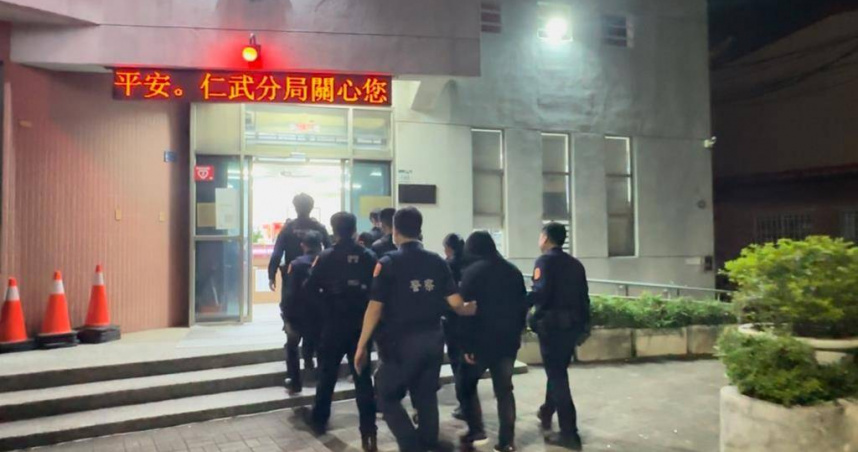 高雄市仁武區慈惠三路一處公園29日凌晨發生友人間口角失控，衍生肢體衝突，造成3人受傷、4人逃逸，警方獲報後迅速展開追查，已將涉案4名男子全數逮捕到案。（圖／翻攝畫面）