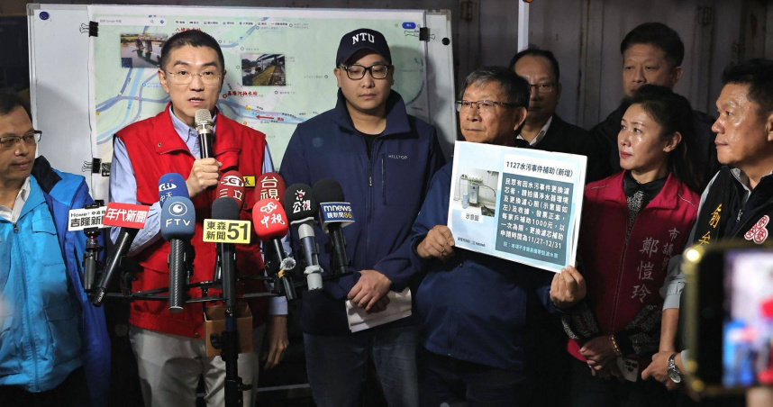 基隆市長謝國樑今天（3日）傍晚受訪時表示，初判盛星及正方倉儲均非這次汙染事件元凶。（圖／翻攝自臉書，謝國樑）