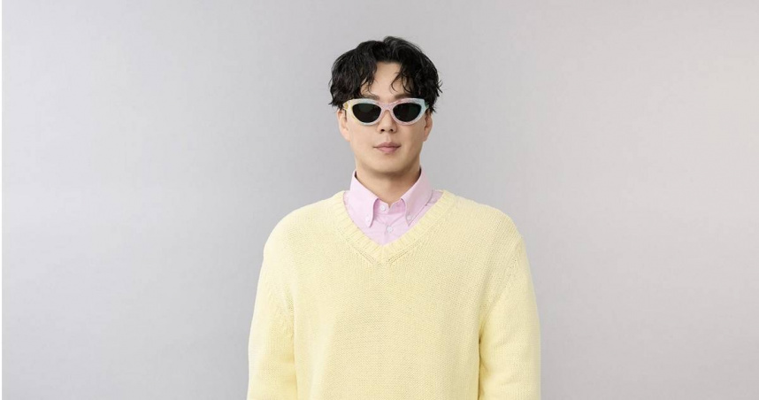 蕭煌奇將在24日晚間《2025苗栗耶誕城》主題音樂會《Chill爆之夜》壓軸登場。（圖／中天電視提供）