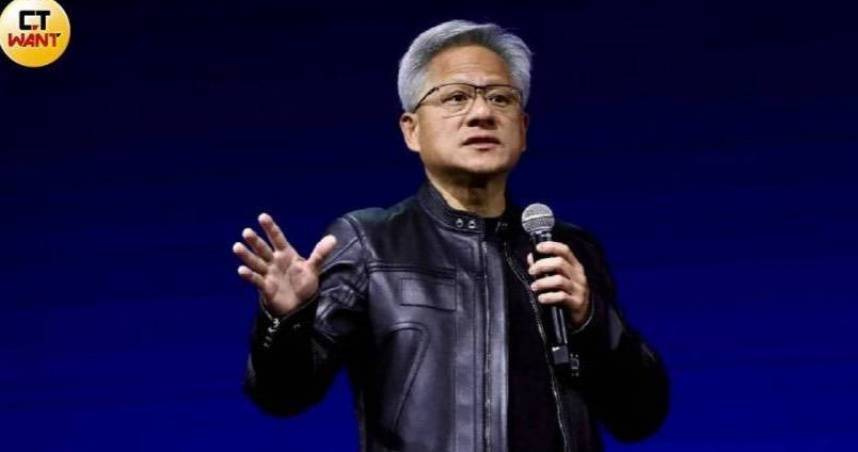 輝達（NVIDIA）執行長黃仁勳29日抵台，準備出席明天台灣公司舉辦的尾牙。（圖／方萬民攝）