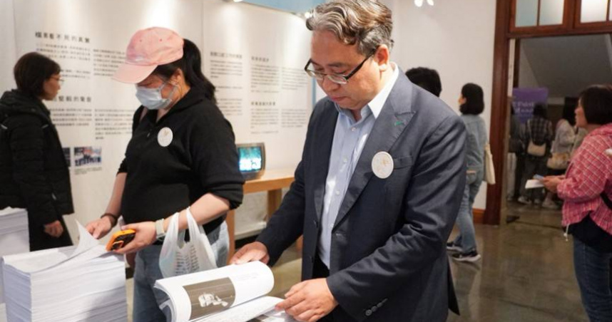 法務部政務次長黃世杰外傳將被徵召參選桃園市長。（圖／黃世杰臉書）