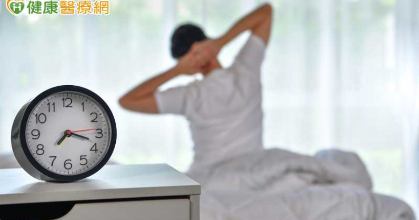 固定就寢時間有助維持較好睡眠習慣