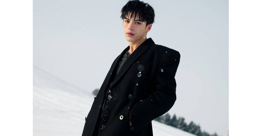 Ozone李哲言撲進北海道雪堆　冷到發抖當晚慘發燒