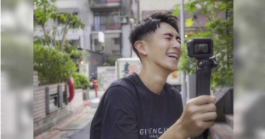 柯震東開頻道當YouTuber 揪蔡昌憲遊貢寮