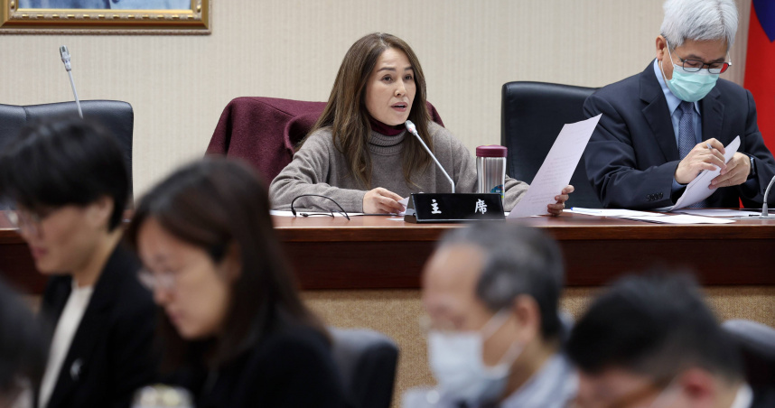 立委高金素梅6日在立院內政委員會主持朝野協商，邀請公家機關代表討論「公職人員選舉罷免法」部分條文修正草案，規定原民立委出缺也比照區域立委辦理補選。（圖／報系資料照）