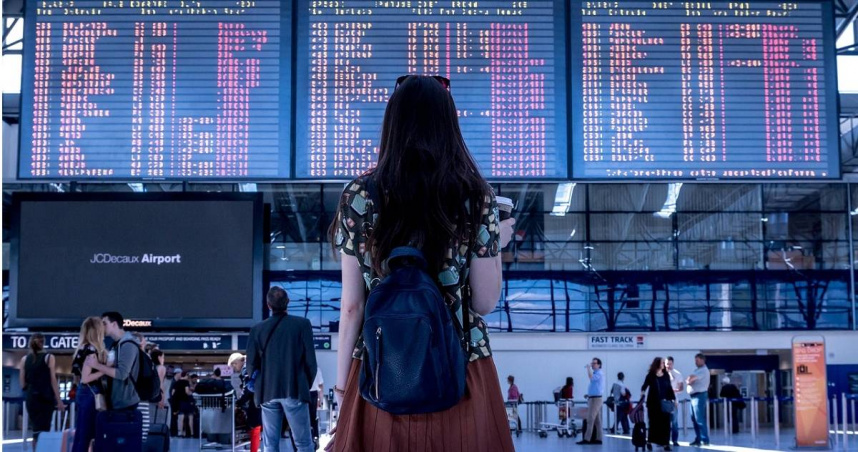 近日有女性網友上網提問，如果想一個人獨自出國旅行，考慮到安全問題，「哪個國家才是理想的旅遊地點？」話題引起網友熱烈討論。（示意圖／翻攝pixabay）