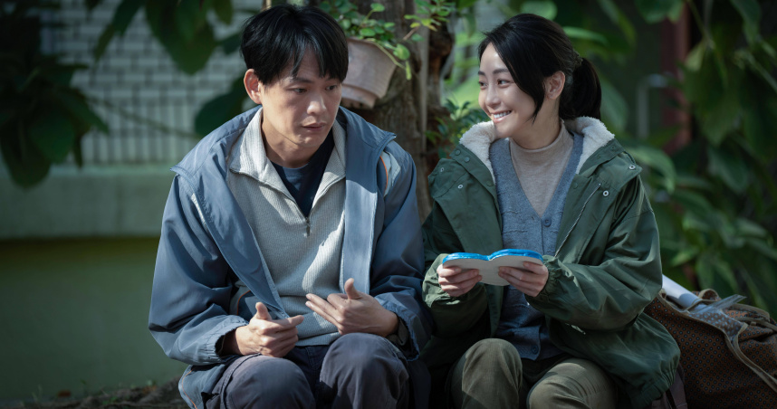 《我們與惡的距離 II》謝欣穎在療養院探視黃鐙輝。（圖／CATCHPLAY+）