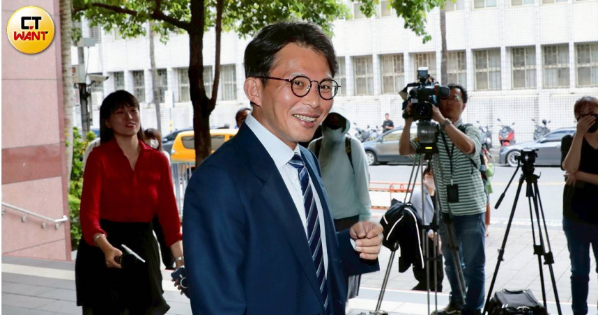 民眾黨黨主席黃國昌強調，將延續柯文哲創黨精神與制度持續茁壯成長。（圖／黃耀徵攝）