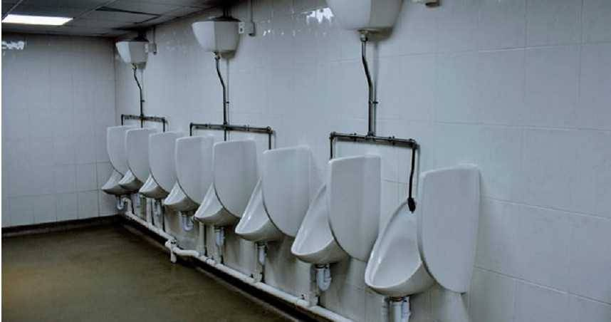 有民眾在臉書社團「路上觀察學院」分享一幕奇葩畫面，引發網友熱議。（示意圖／Unplash）