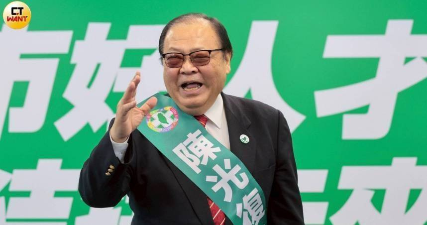澎湖縣長陳光復年初因意外受傷持續治療，民進黨改徵召其妻子吳淑瑾投入縣長選戰。（圖／黃耀徵攝）
