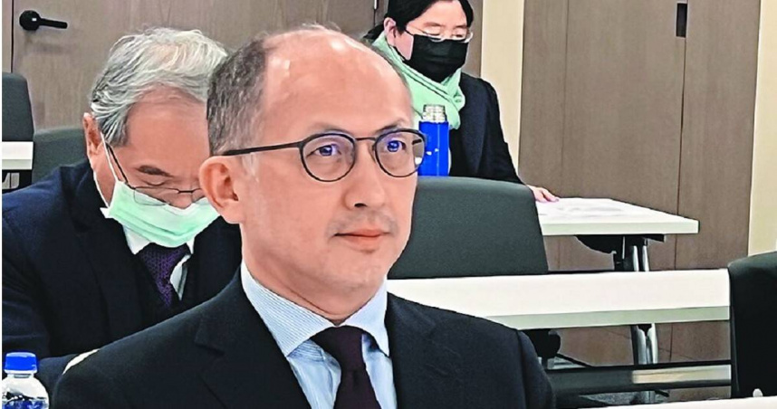 財政部稱「公公併」議題牽涉許多面向，國票金併入公股恐生變。圖為國票金副董事長陳冠舟。（圖／國票金控提供）