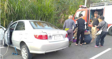 台南玉井自小客車自撞護欄 釀1死2命危慘劇